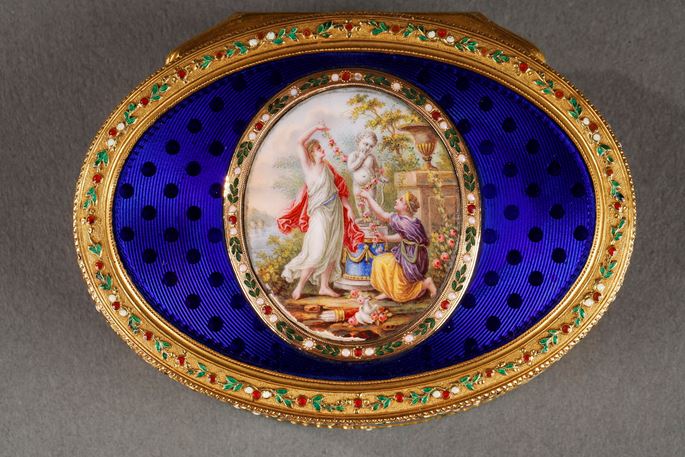 Exceptional enamelled gold box | MasterArt